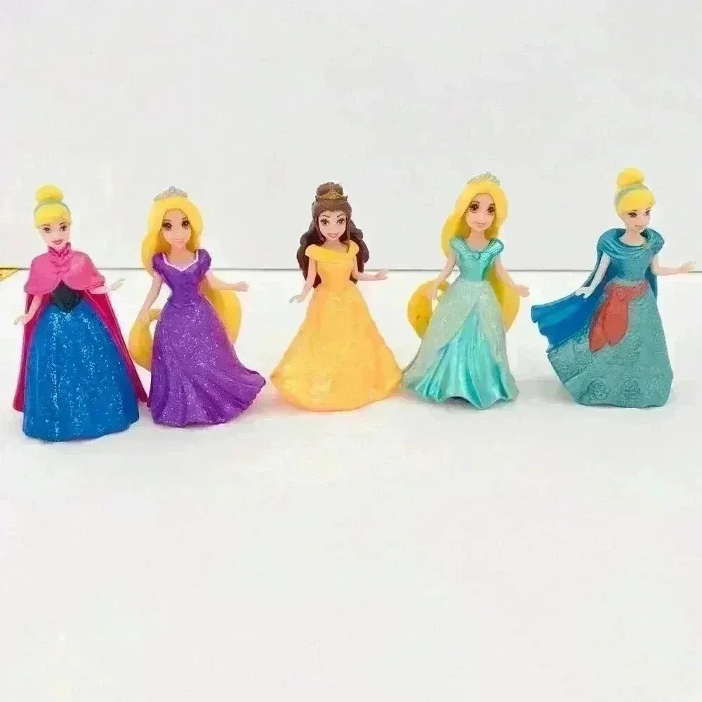 P5 Disney Princess Magiclip Magic Clip Dolls doll lot